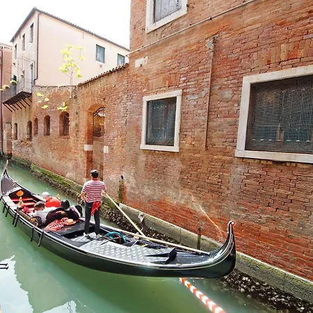 Gondola View * Venedik