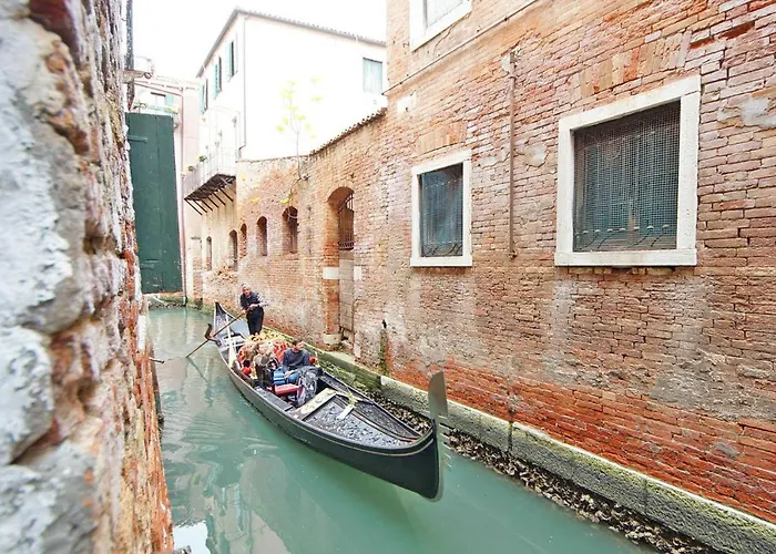 Gondola View Daire Venedik